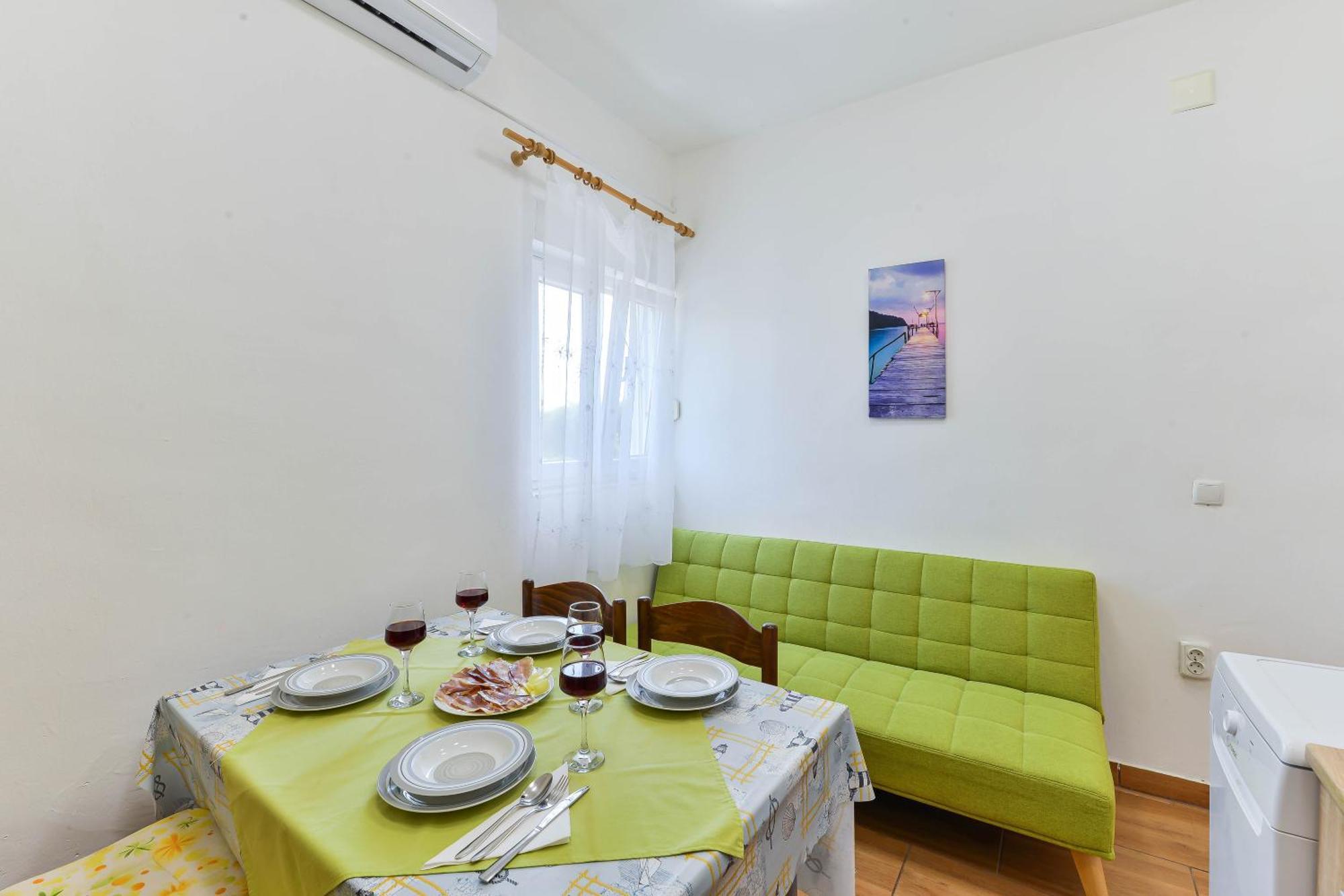 Apartments Citrus Turanj Exterior photo