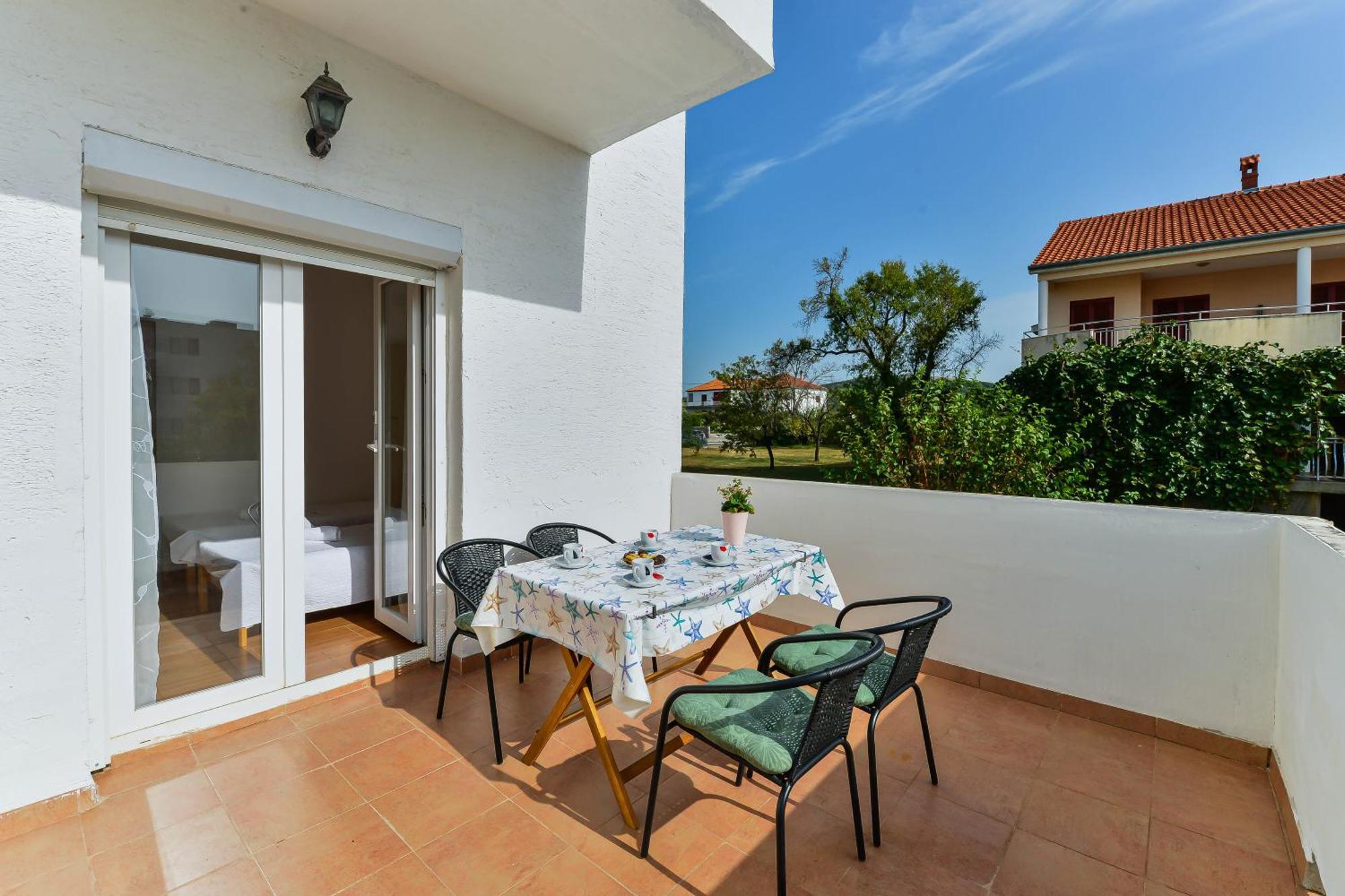 Apartments Citrus Turanj Exterior photo