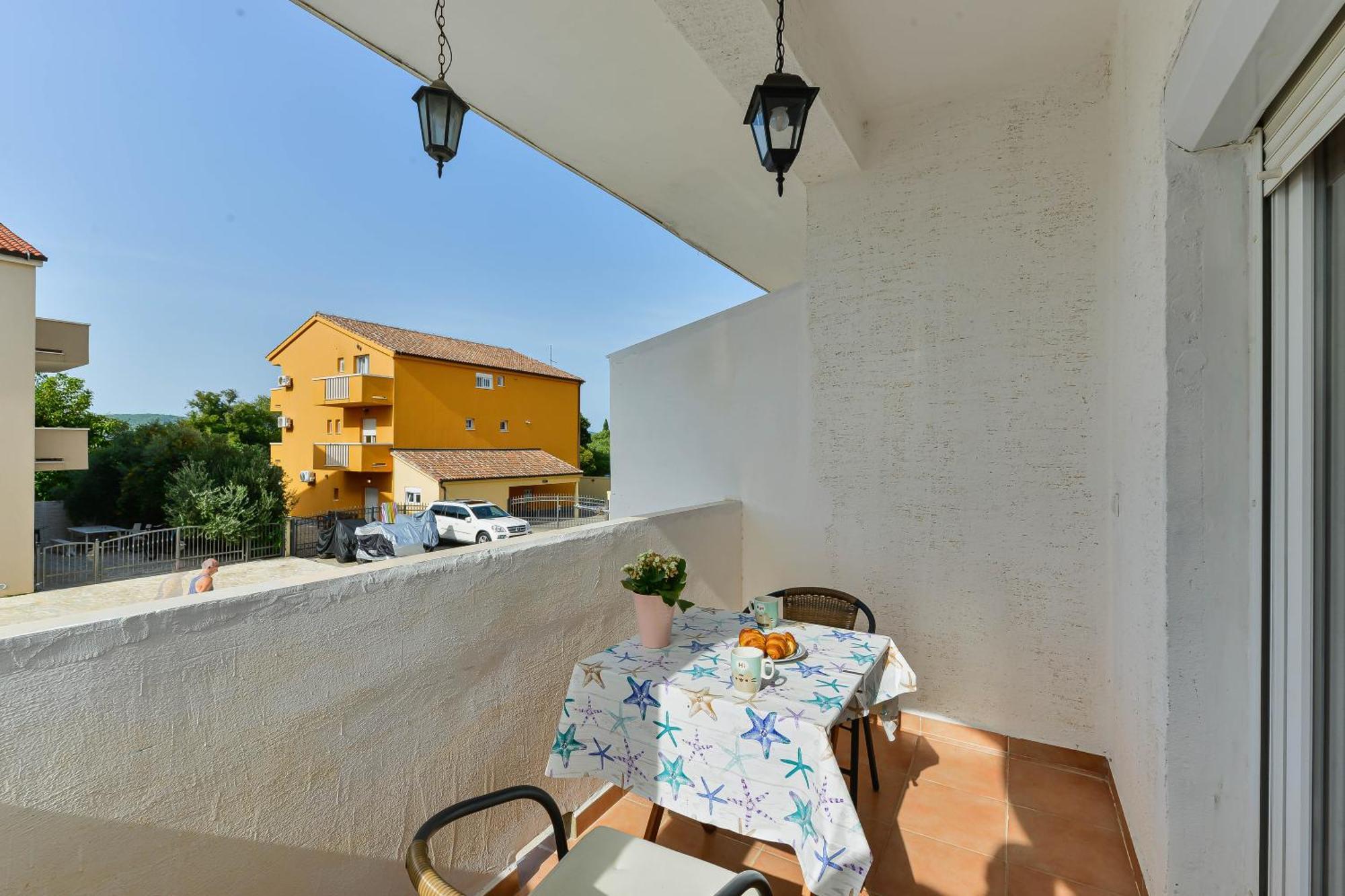 Apartments Citrus Turanj Exterior photo