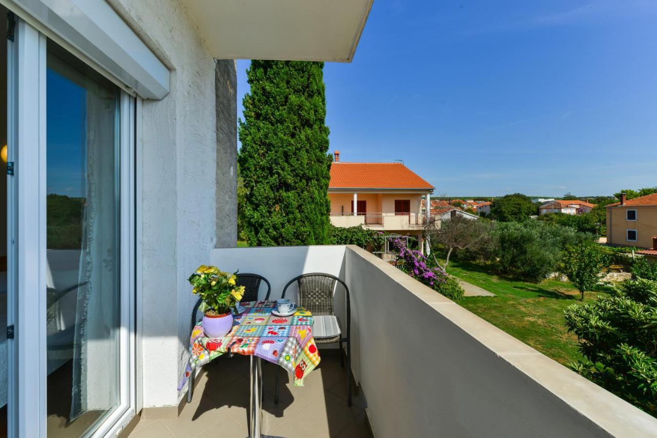 Apartments Citrus Turanj Exterior photo